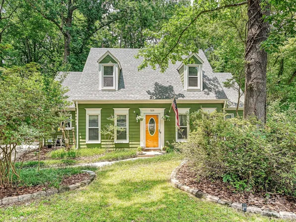 7639 Winterset Dr, Charlotte, NC 28270