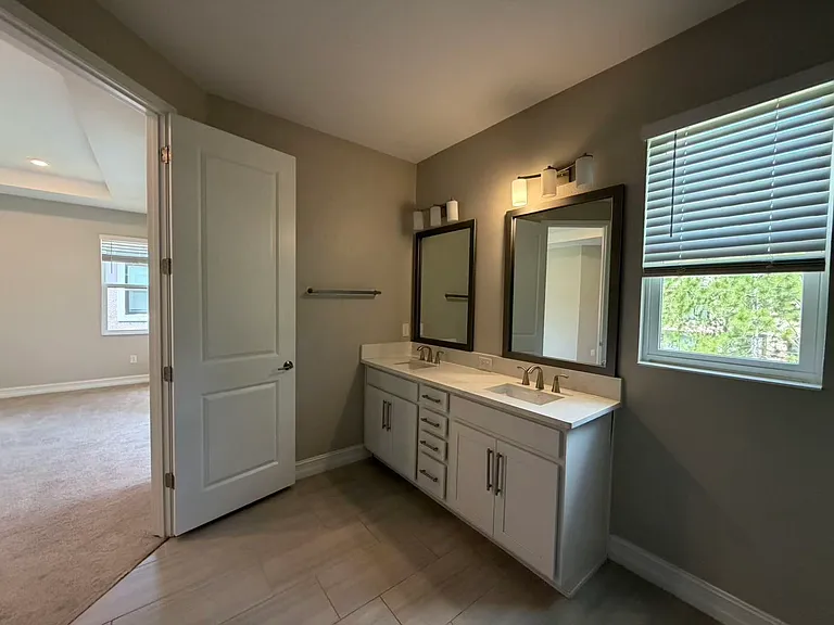 4565 Ancona Way — Photo 21