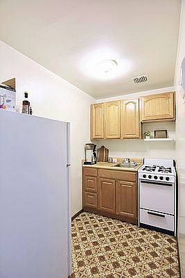 5th image of 345 W End Ave APT 4A