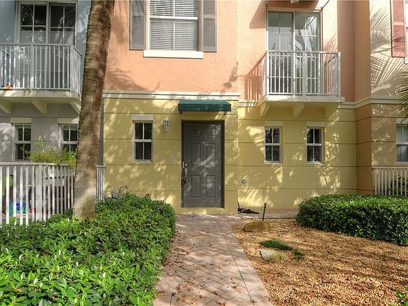 3rd image of 504 NE 7th Avenue #504-1