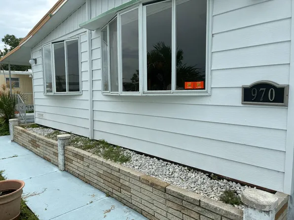 970 E Eleuthera Ave, Venice, FL 34285