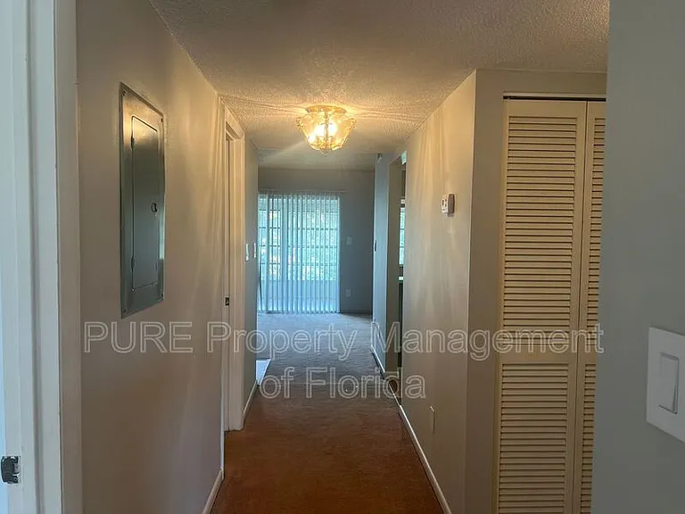 549 Fairways Dr #B — Photo 5