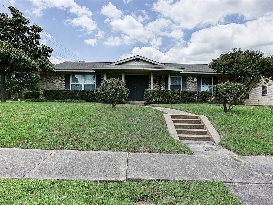 1st image of 2347 Larchmont Dr