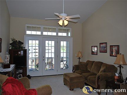 Living Room-walkout Screened Deck