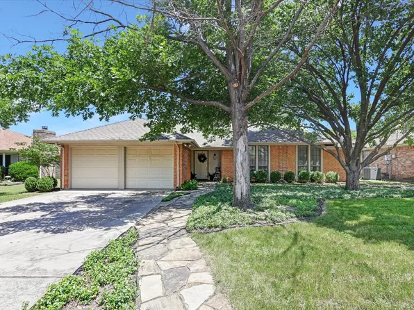 7505 Pear Tree Ln, Fort Worth, TX 76133