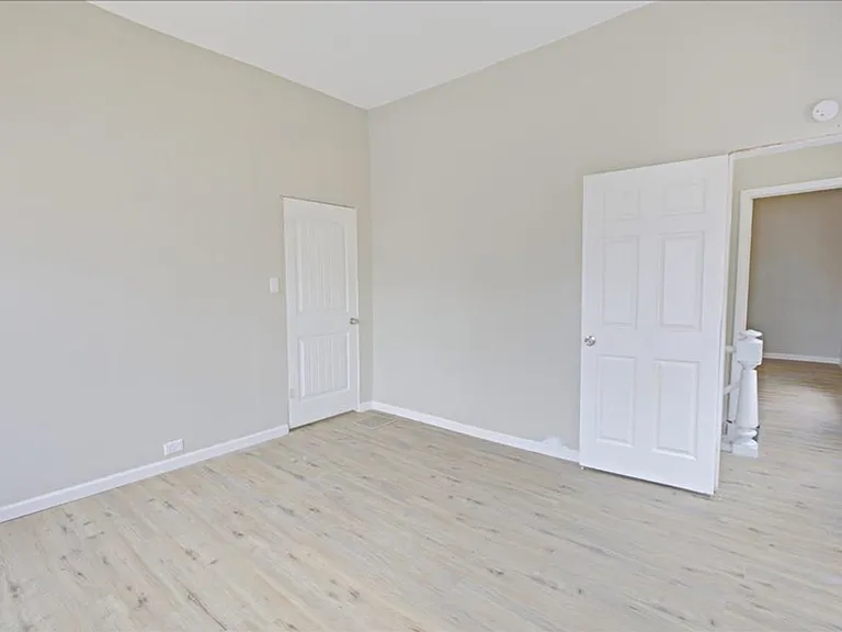 6730 Vermont Ave — Photo 14