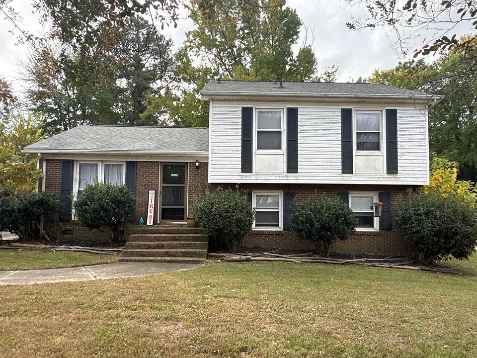 7012 Idlewild Rd