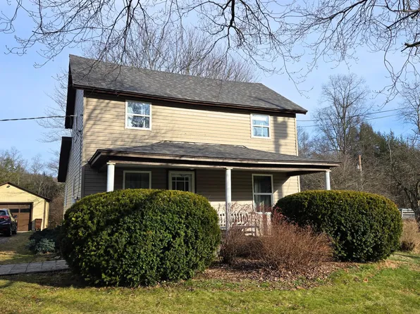 102 Cook Rd, Du Bois, PA 15801