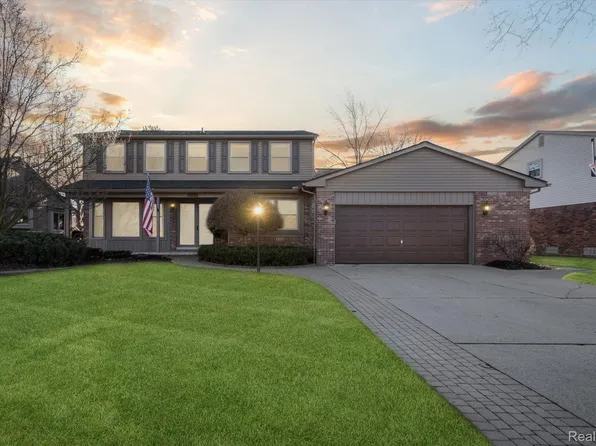 41169 Stone Haven Rd, Northville, MI 48168