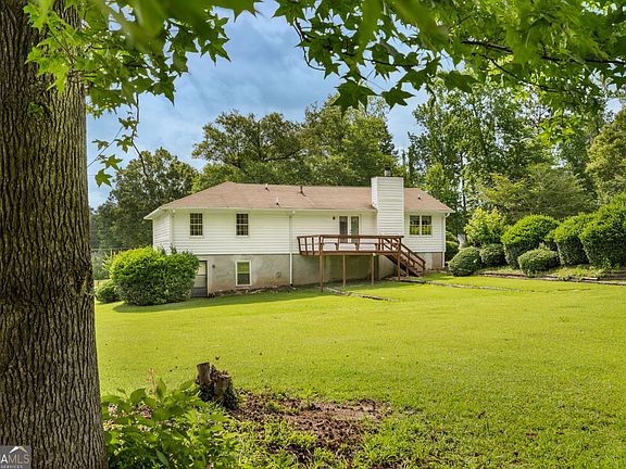 2nd image of 2777 Glen Echo Dr
