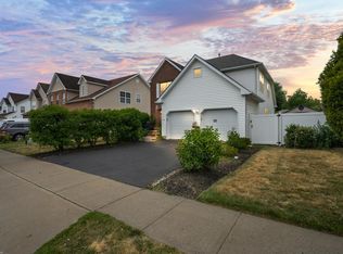 25 Yorkshire Village Rd, Lawrence Township, NJ 08648