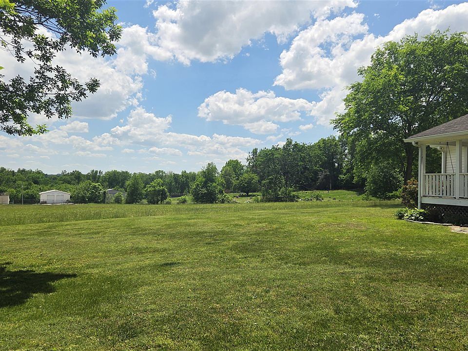 1st image of 501 Cemetery St