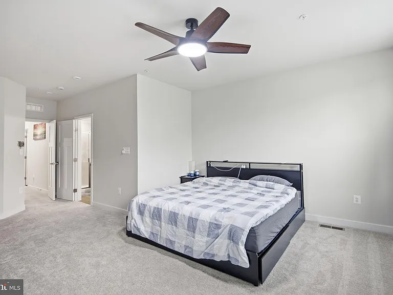212 Matisse Pl — Photo 9