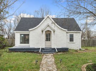 214 W 3rd Ave, Hohenwald, TN 38462