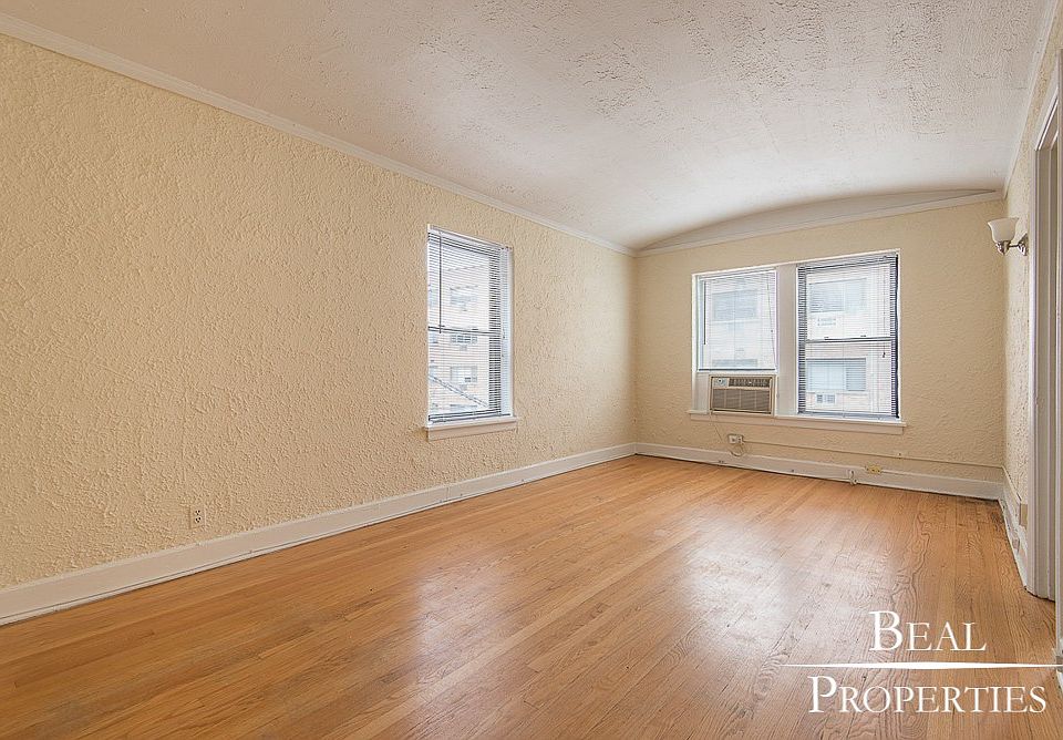 1st image of 536 W Arlington Pl APT 7