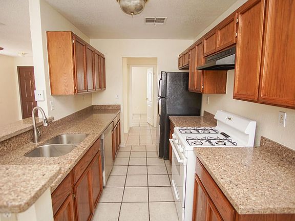 5th image of 12008 Waterside Dr