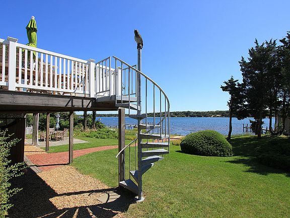 4th image of 95 Hines Point Rd