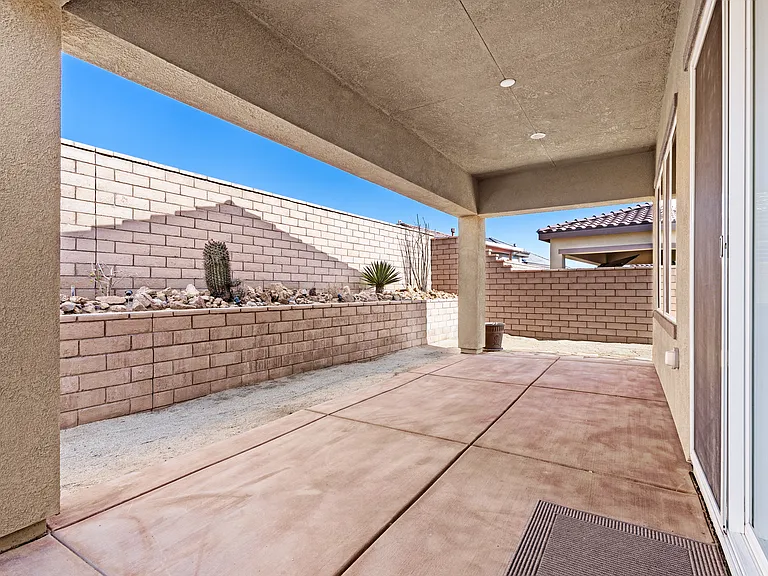 43720 Vacanza Ct — Photo 35