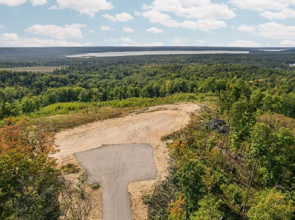 J Retreats Way, Rapid City, MI 49676