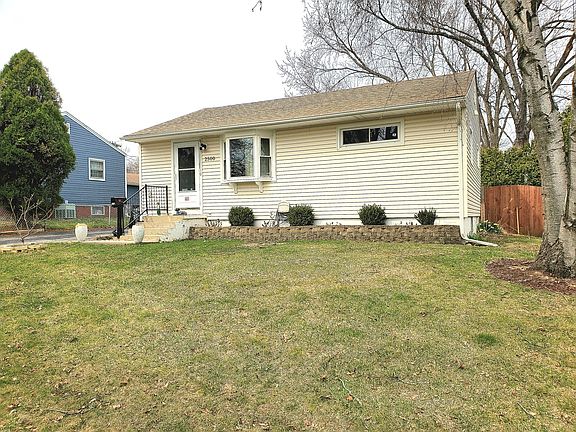 2nd image of 2500 Dakota Rd