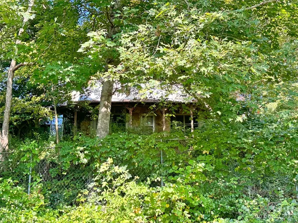 324 Buzzards Roost Rd, Cullowhee, NC 28723