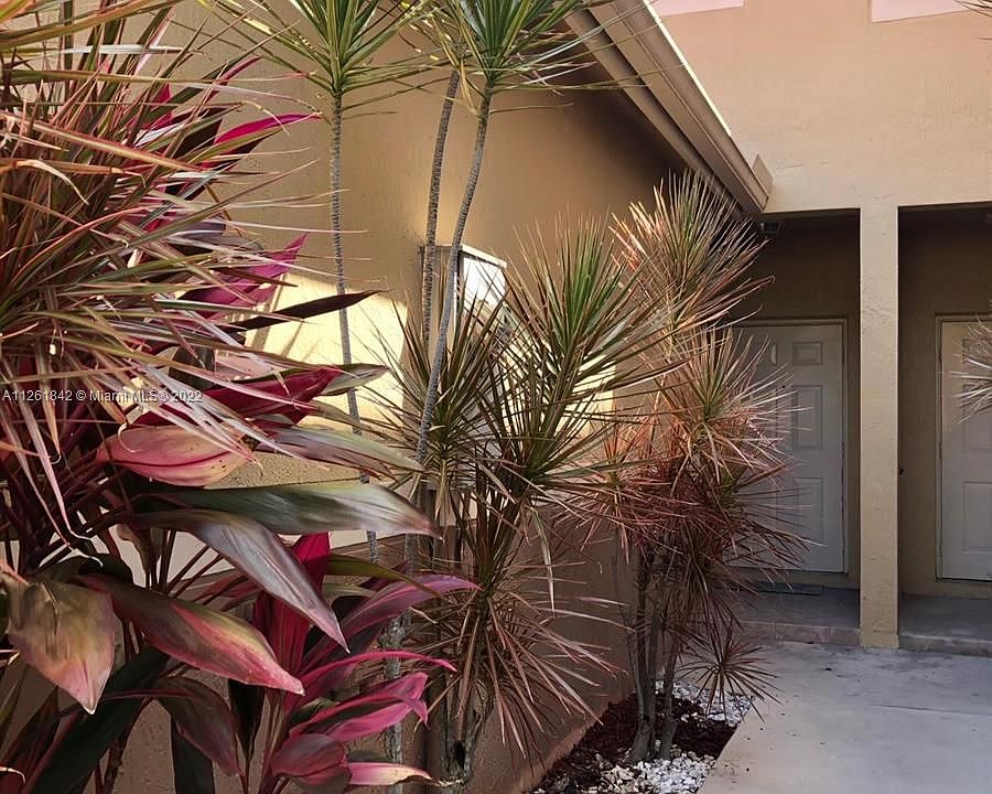 1st image of 3684 San Simeon Cir
