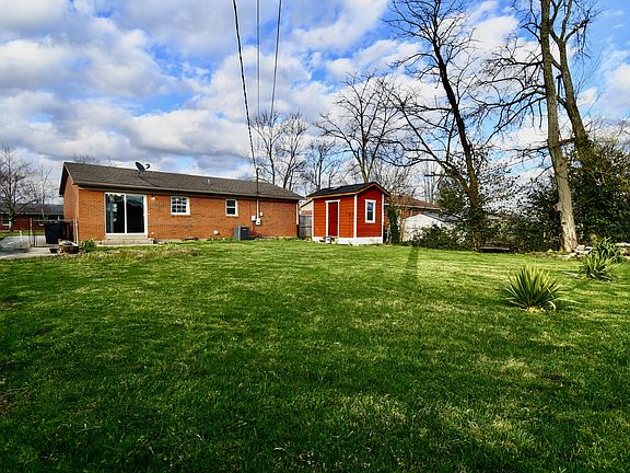 2nd image of 3773 Red River Dr