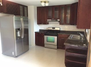 1423 Lloyd Ave, Waukegan, IL 60085