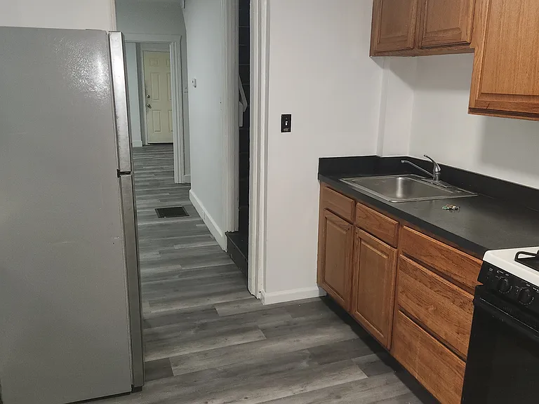 411 S Arch St #1 — Photo 18