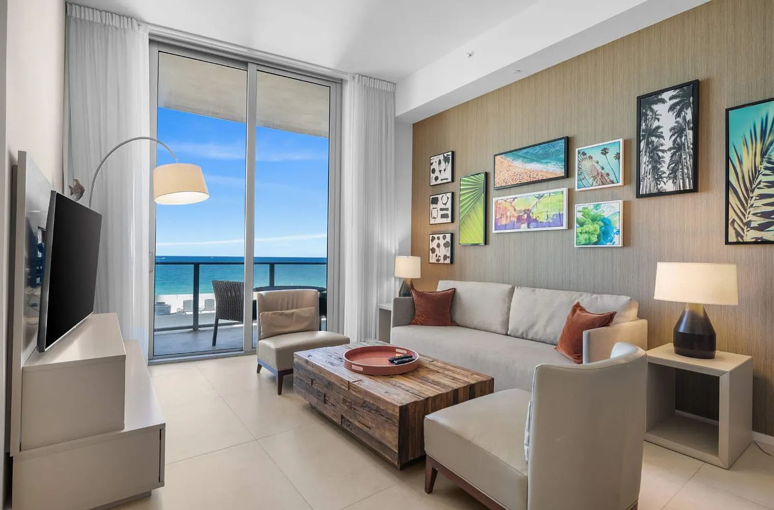 1 bed, 1.0 bath, 796 sqft, $4,819 — Photo 1