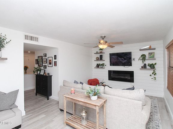 5th image of 1512 E Kristal Way