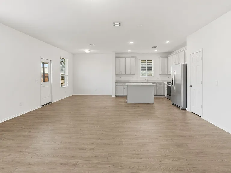 2524 Limerick Dr — Photo 10