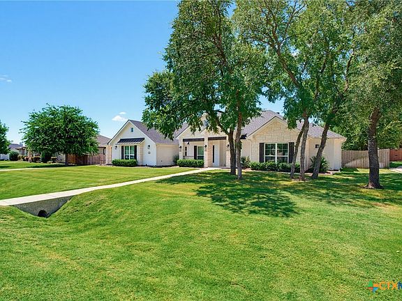 4th image of 705 Norfolk Dr