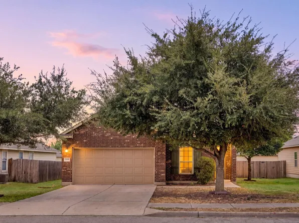 1200 Reagan Wells Dr, Hutto, TX 78634