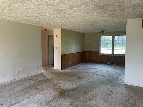 2nd image of 506 Hickory Hill Dr