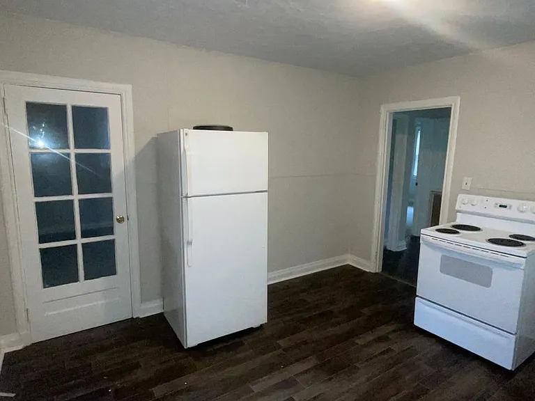 1115 Arrington Ave SW — Photo 16
