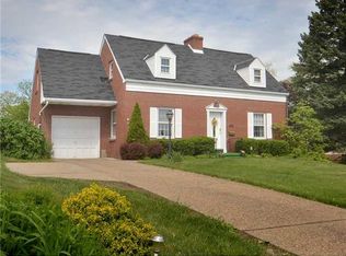 492 Lougeay Rd, Pittsburgh, PA 15235