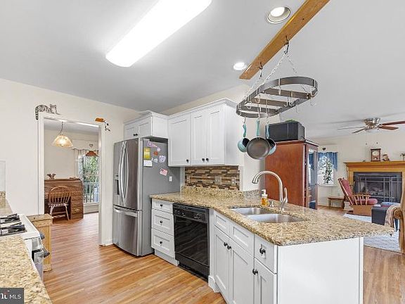 2nd image of 11813 Timbermill Ln