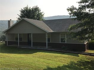 200 Madison 4065, Elkins, AR 72727