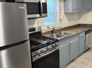 1144 Simmons Ave, Saint Louis, MO 63122