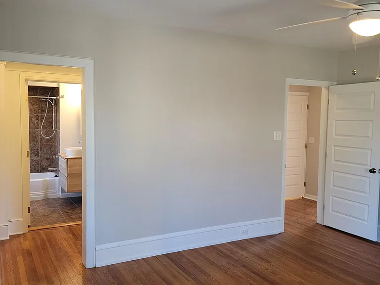 113 Grayling Ave #2 — Photo 11