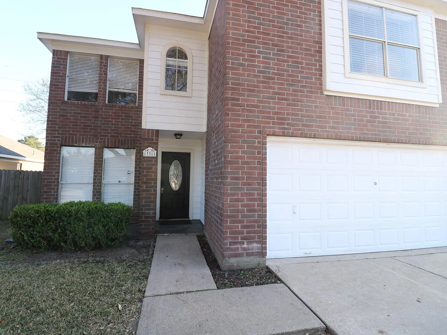 3 bed, 2.5 bath, 2024 sqft, $2,080 — Photo 4