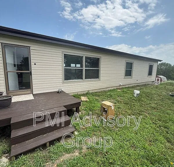 8240 SE Green Rd — Photo 2