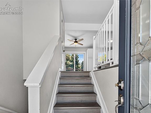 4th image of 423 Eudora St
