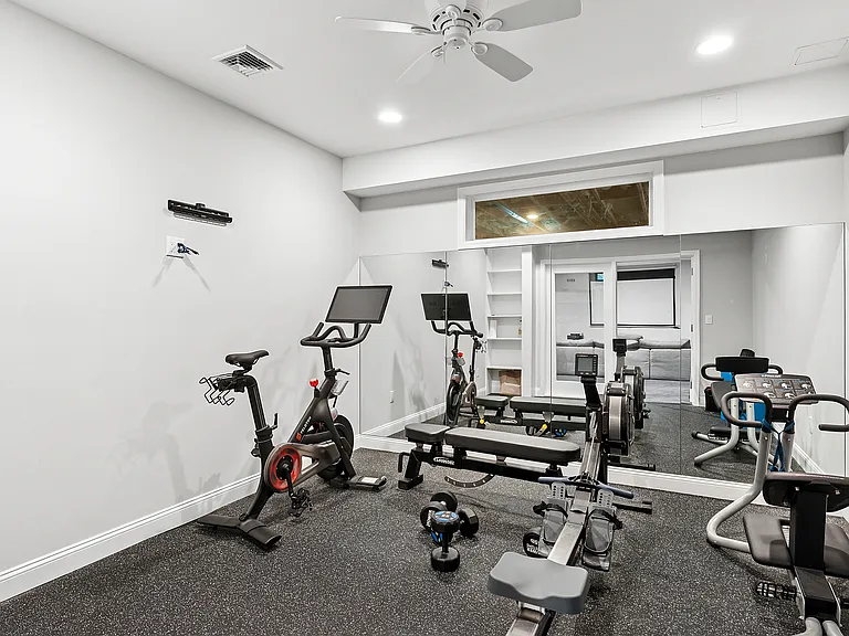 83 Startop Dr — Photo 22