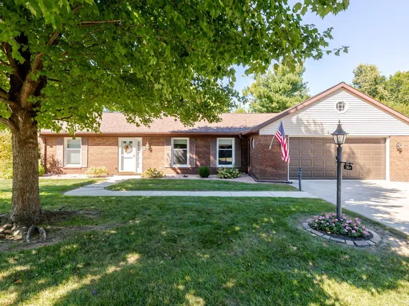 36 Shaker Ct, Fremont, OH 43420
