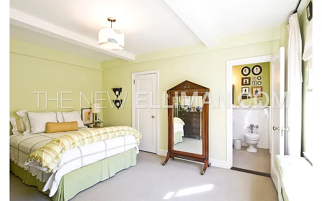 Sold by Douglas Elliman | media 8