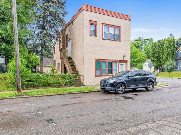 96 Winifred St W, Saint Paul, MN 55107