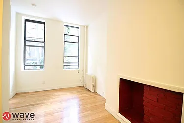 Rented by Wave Real Estate Group