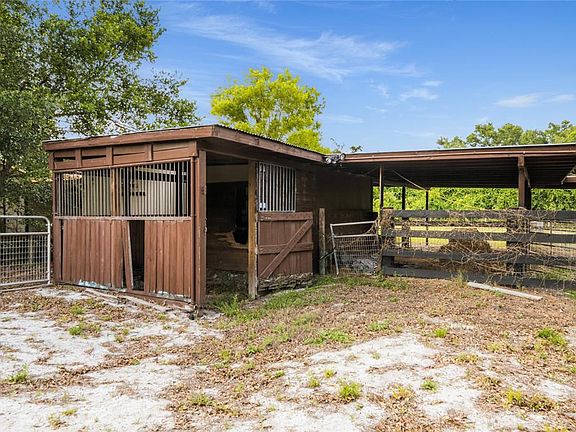 4th image of 3901 N Apopka Vineland Rd